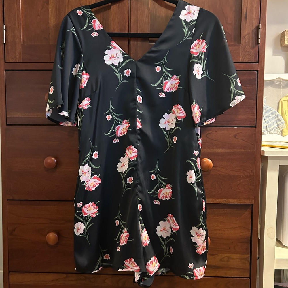 Nordstrom women’s floral short jumper